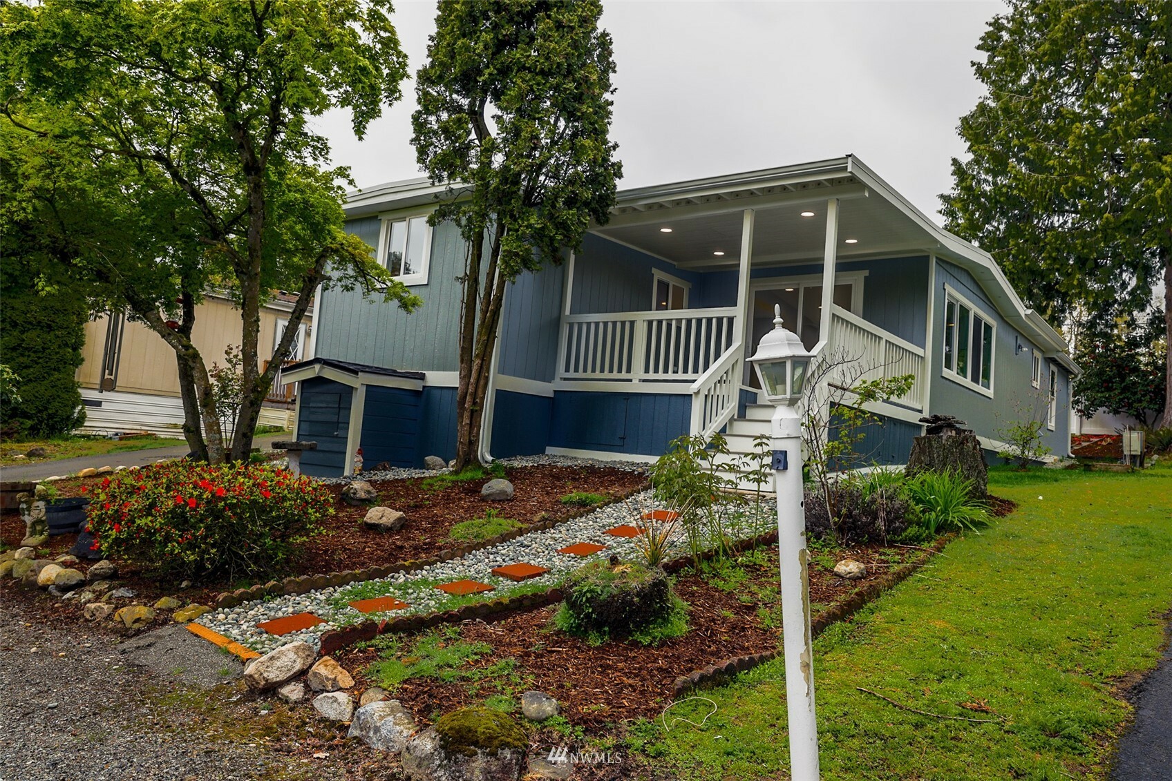 Property Photo:  3504 Seattle Hill Rd 2  WA 98012 