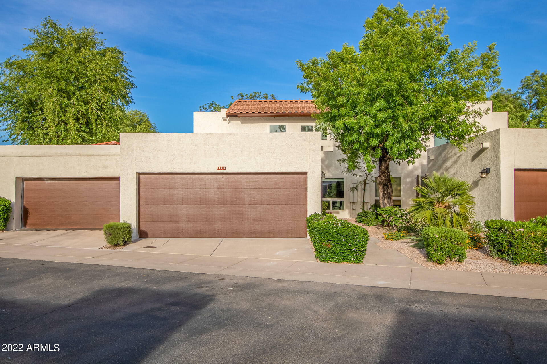 Property Photo:  11617 N 40th Way  AZ 85028 