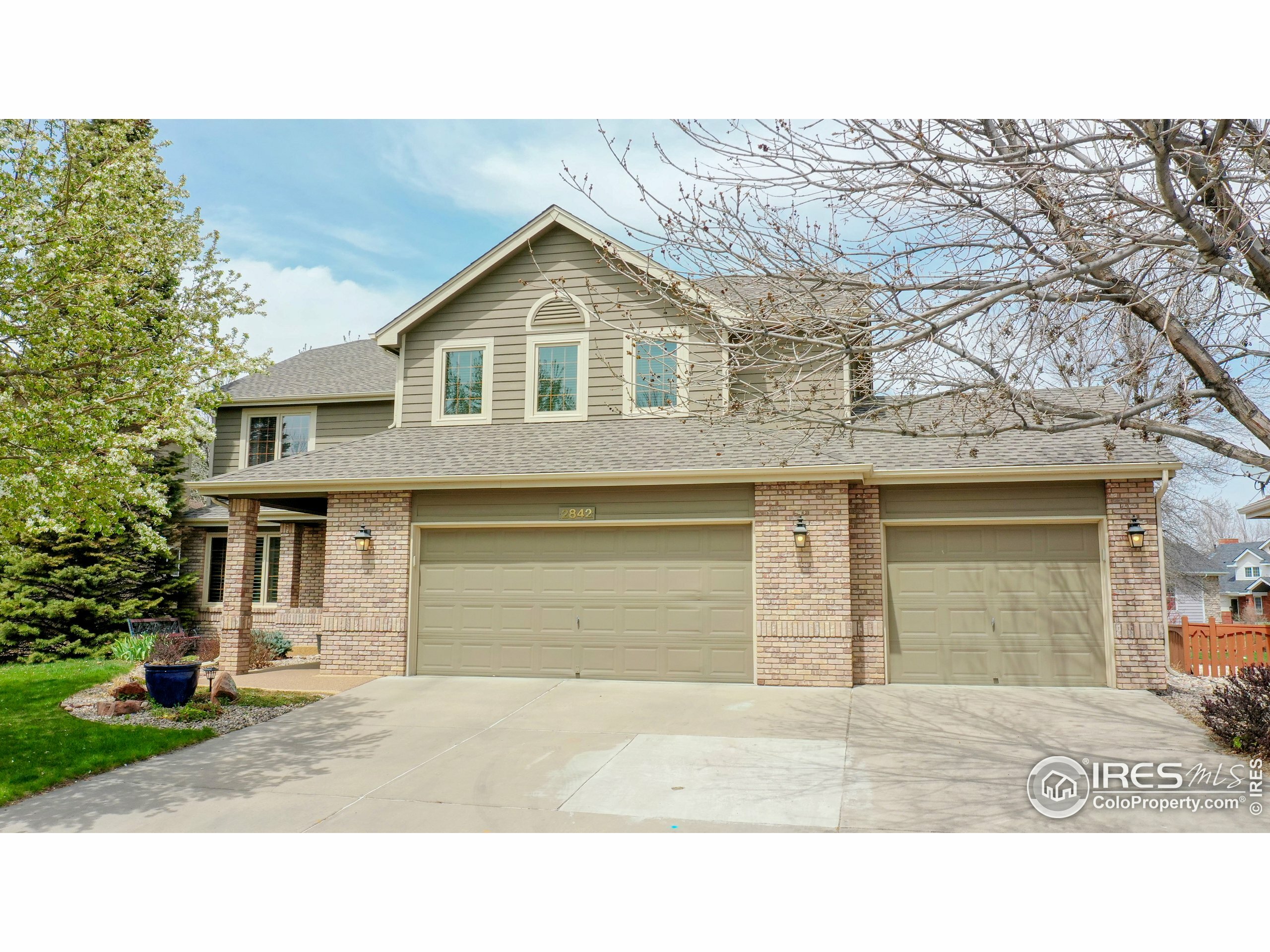 2842 Blackstone Dr  Fort Collins CO 80525 photo