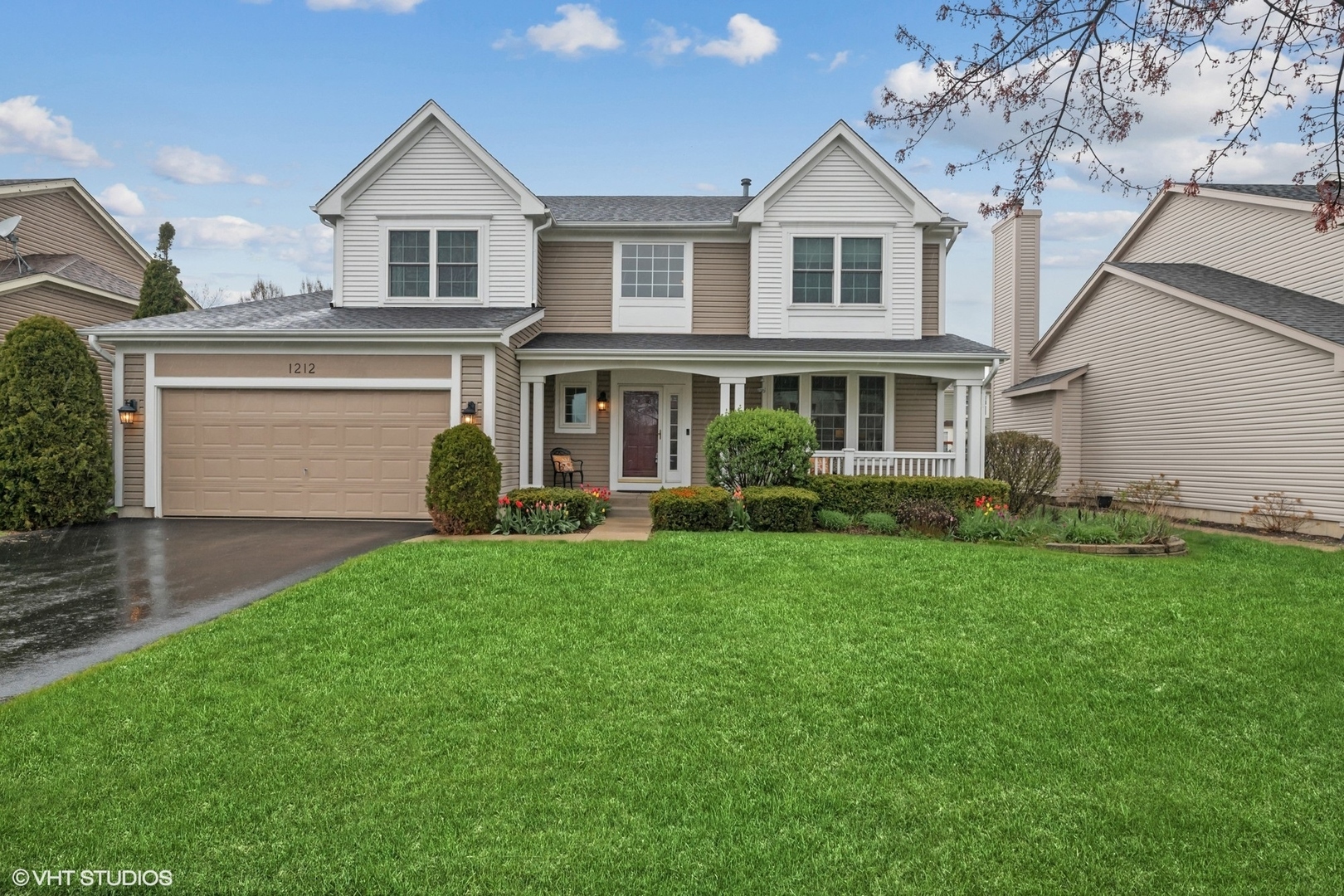 Property Photo: 1212 Shetland Drive IL 60060