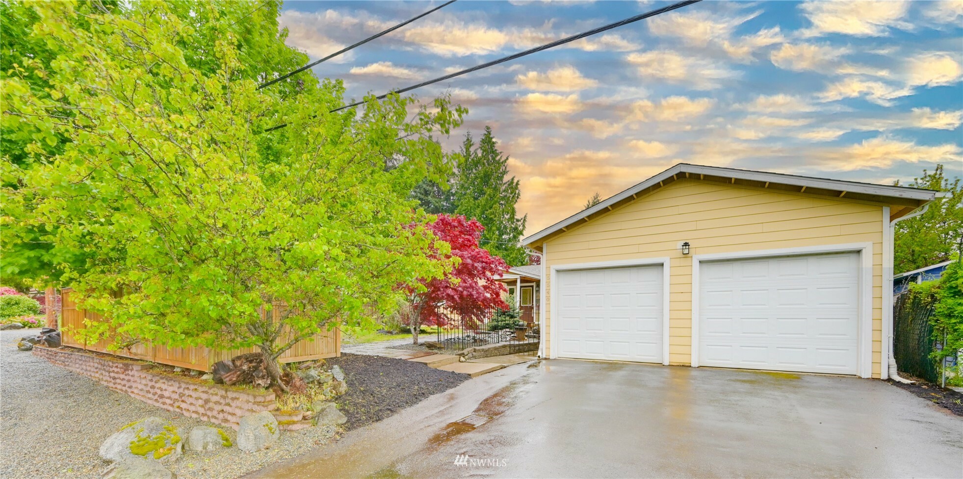 Property Photo:  5540 NE 195th Street  WA 98028 