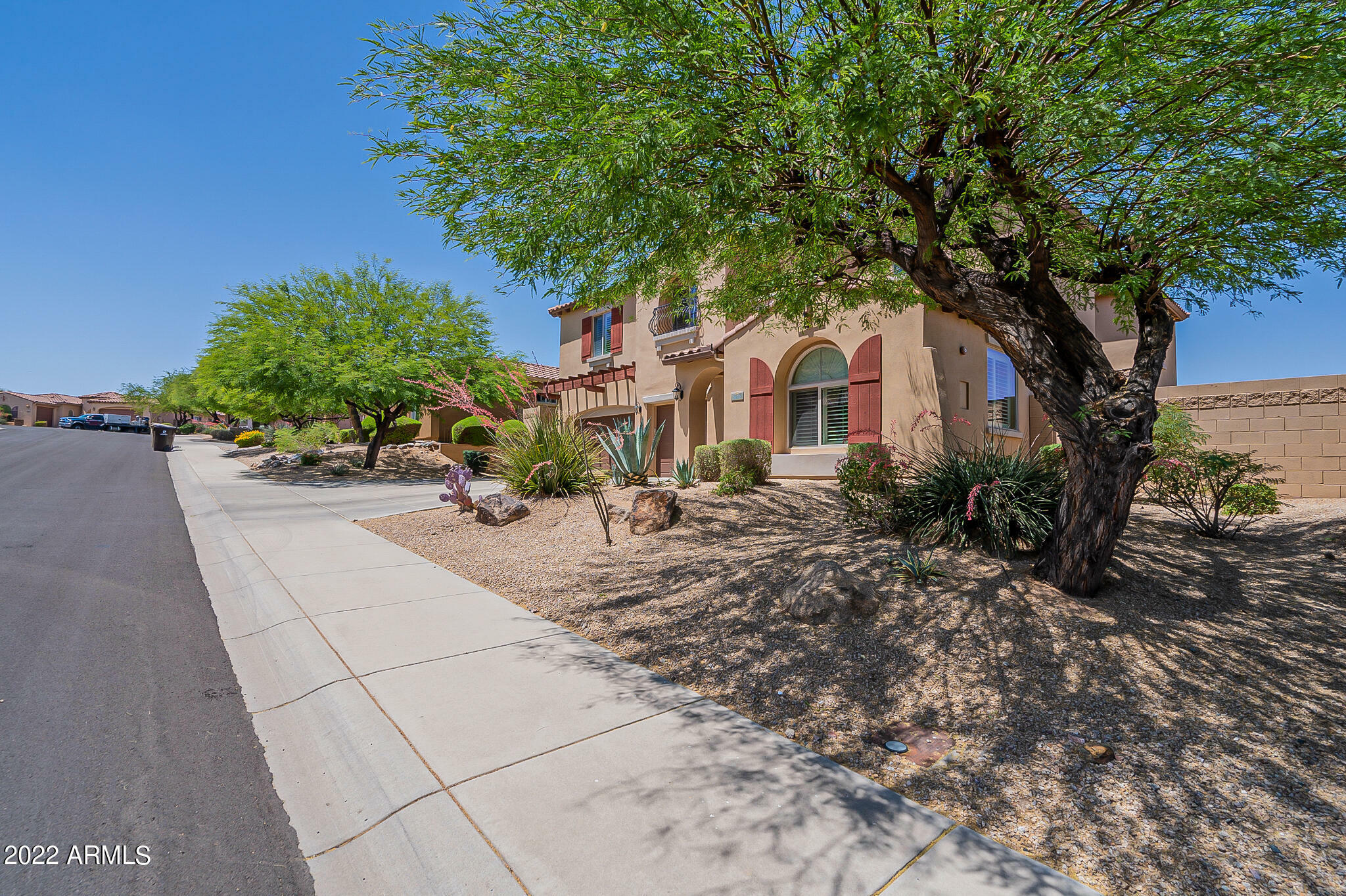 Property Photo:  8638 W Briles Road  AZ 85383 