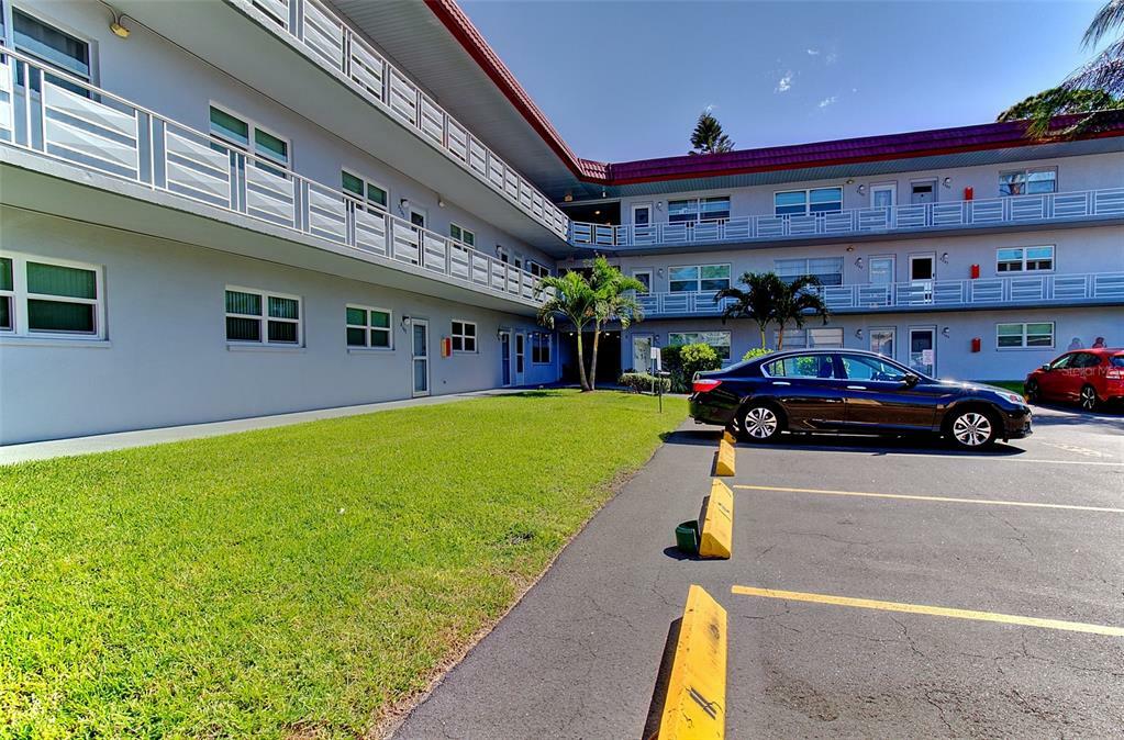 Property Photo: 5660 80th Street N B207 FL 33709