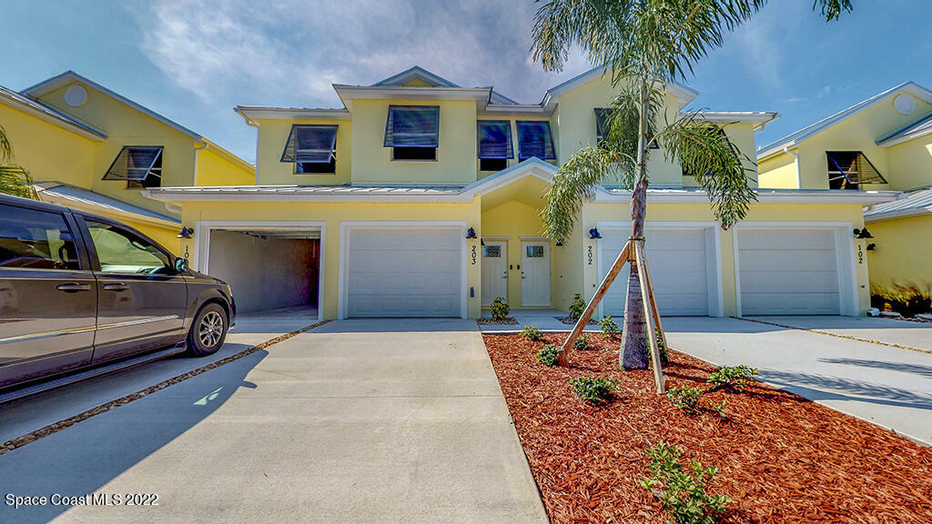 Property Photo:  3931 Playa Del Sol Drive  FL 32955 