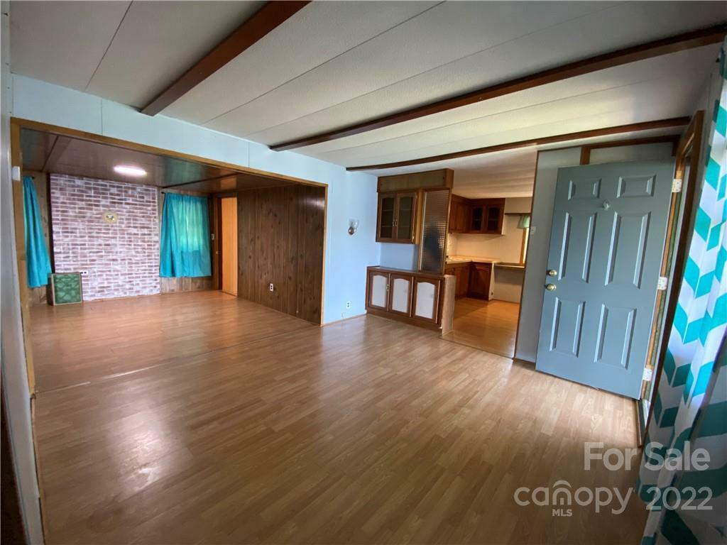 Property Photo: 4660 Bear Cove Road NC 28609