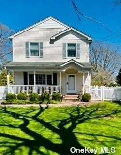 Property Photo:  1559 W Feureisen Avenue  NY 11716 