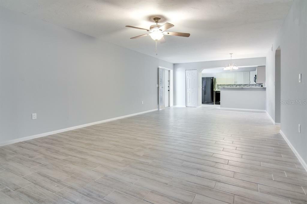 Property Photo:  5400 34th Street W 1E  FL 34210 