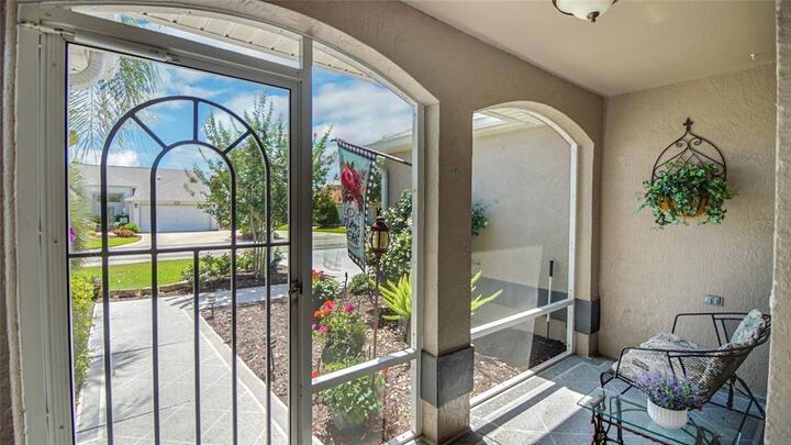 Property Photo: 1216 El Esparza Lane FL 32159