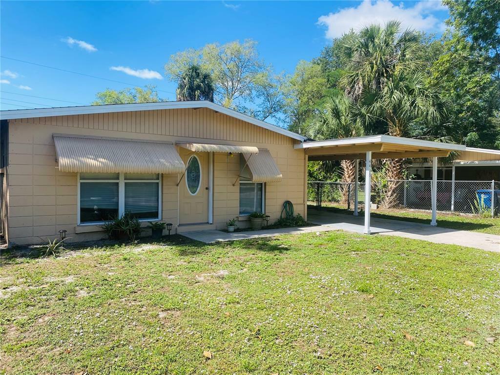 Property Photo:  4416 E Drake Boulevard  FL 34203 