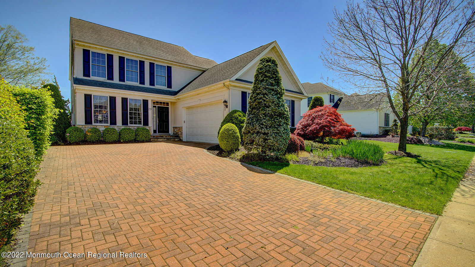 Property Photo:  29 W Parsonage Way  NJ 07726 