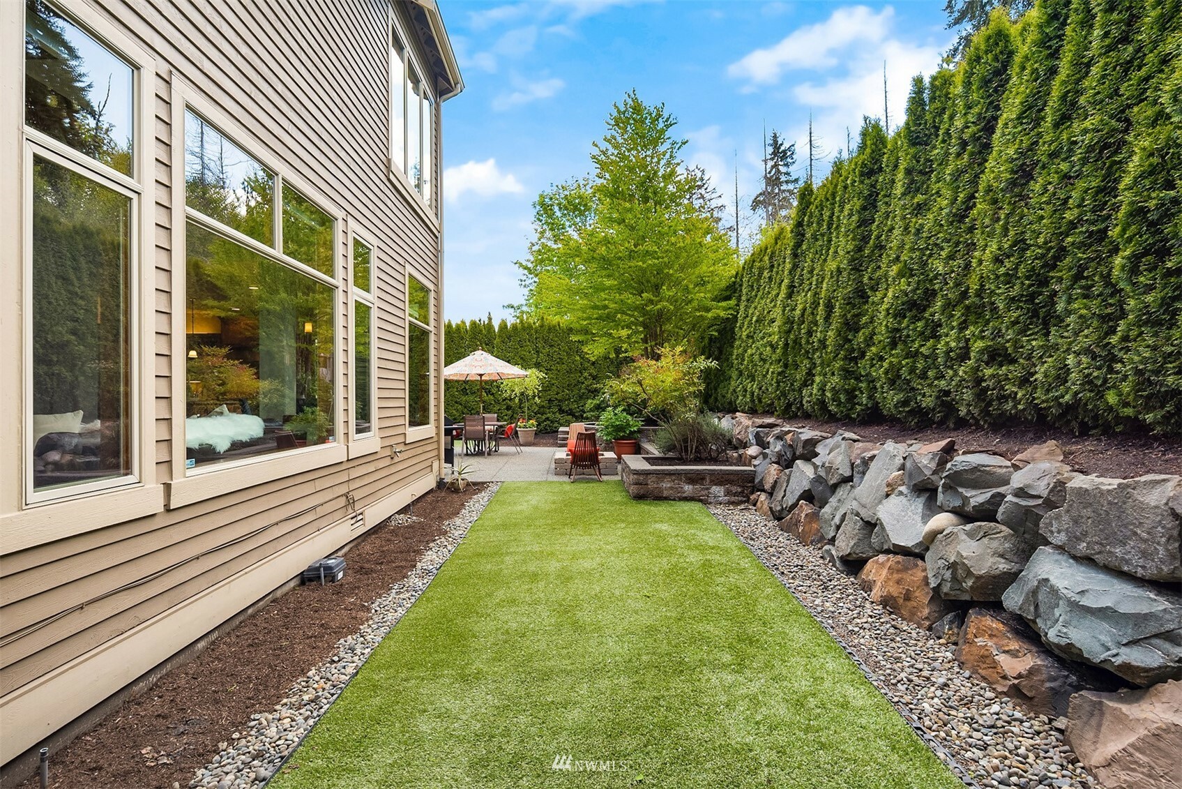 Property Photo:  545 Timber Creek Drive NW  WA 98027 