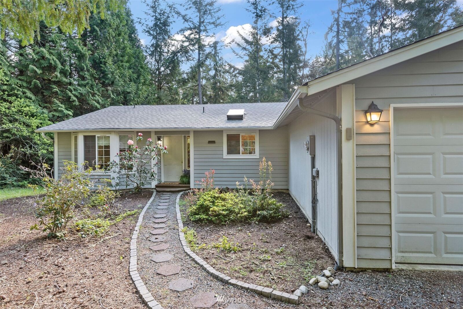 Property Photo: 9217 Kootenai Drive WA 98303