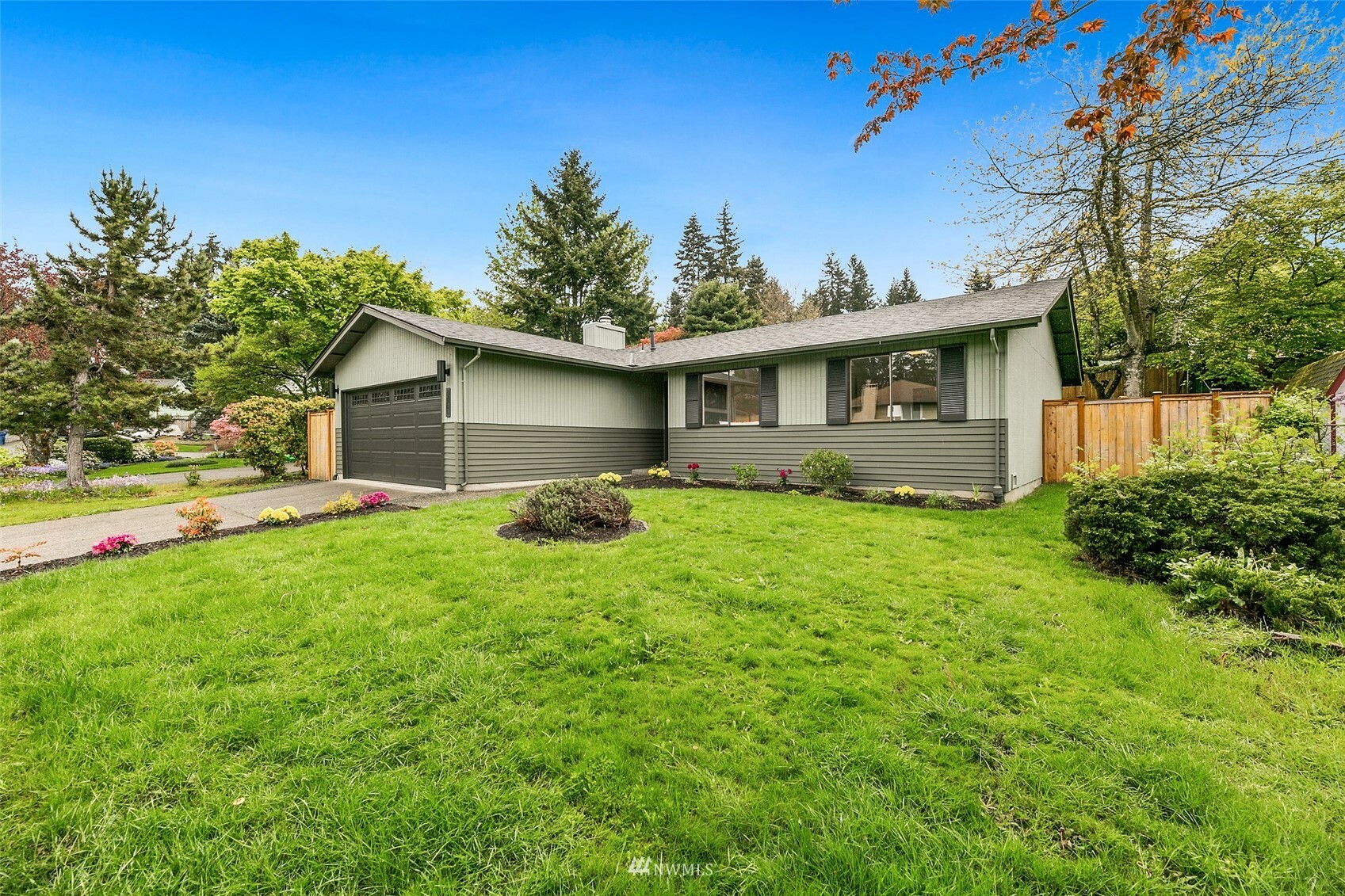Property Photo:  13703 SE 163rd Street  WA 98058 
