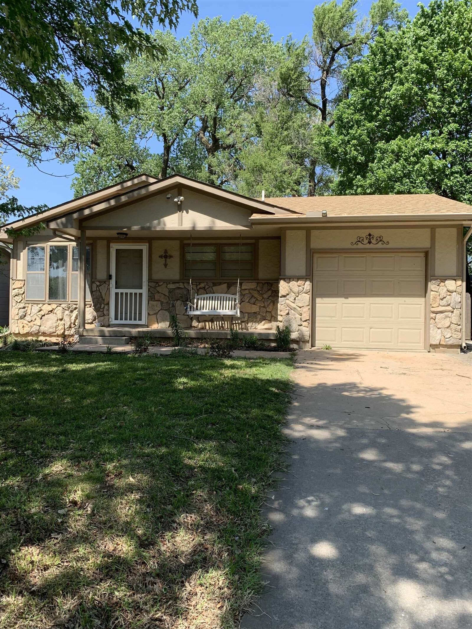 Property Photo:  251 N Tracy St  KS 67212 