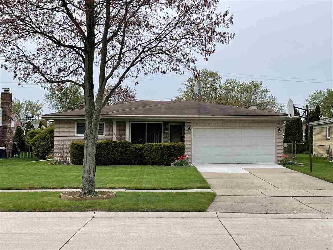 Property Photo:  34333 Dryden Drive  MI 48312 