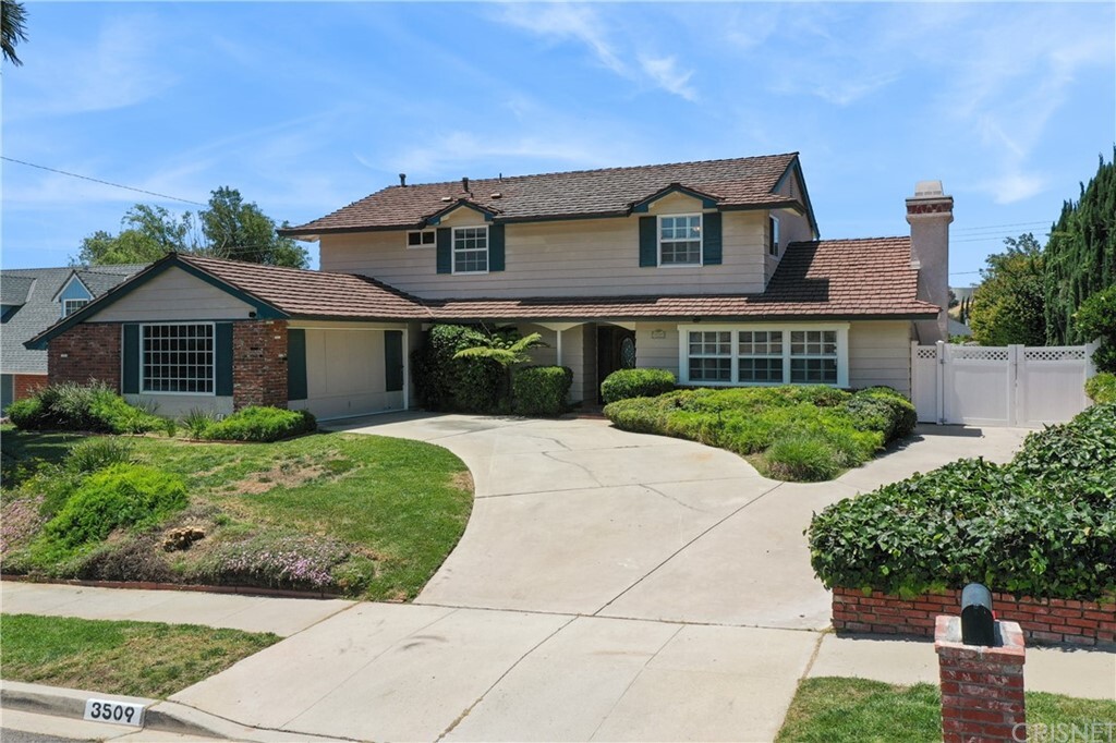 Property Photo:  3509 Quincy Avenue  CA 93063 