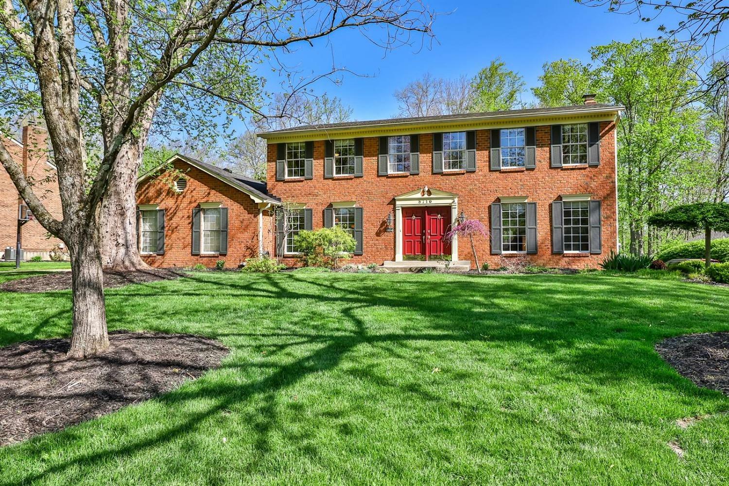 Property Photo: 8716 Tanagerwoods Dr OH 45249