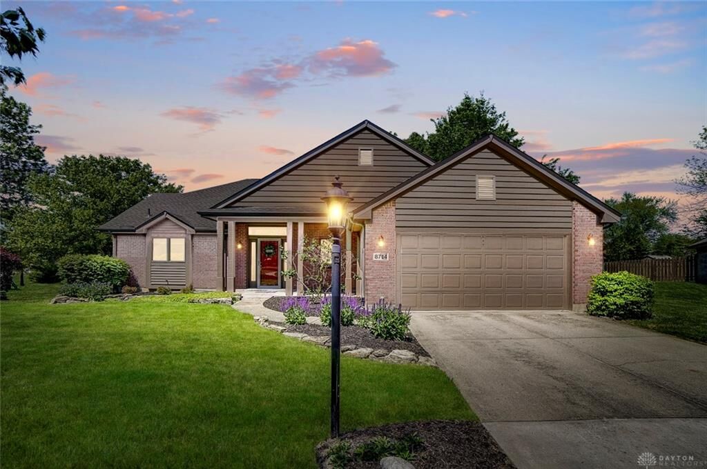 Property Photo: 8714 Stonehill Court OH 45066