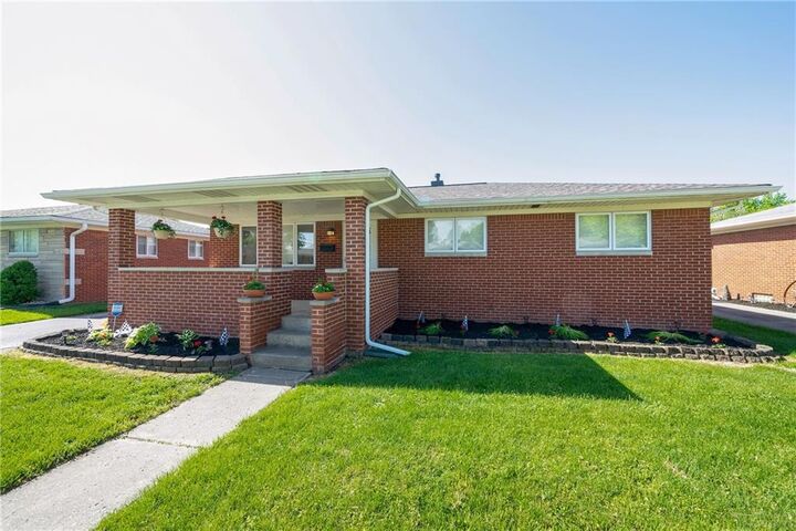 5563 Meadowood Drive  Indianapolis IN 46224 photo