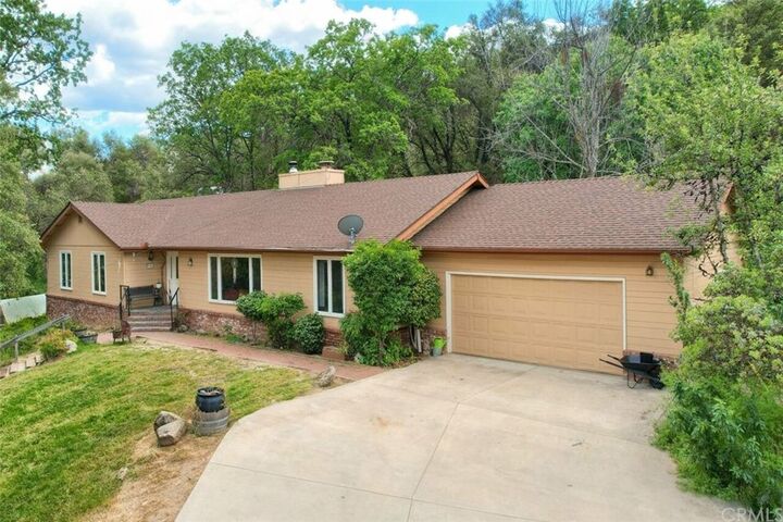 Property Photo: 49520 Stillmeadow Drive CA 93644