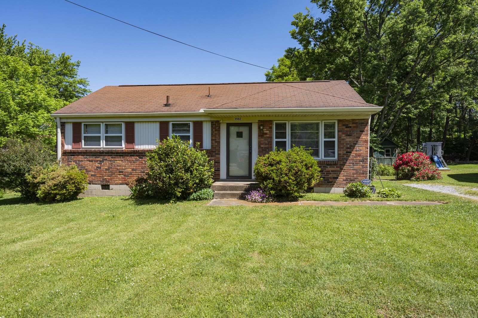 Property Photo: 3502 Hewlett Dr TN 37211