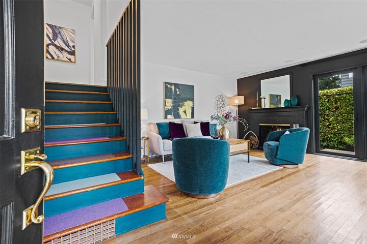 Property Photo:  4609 48th Avenue S  WA 98118 