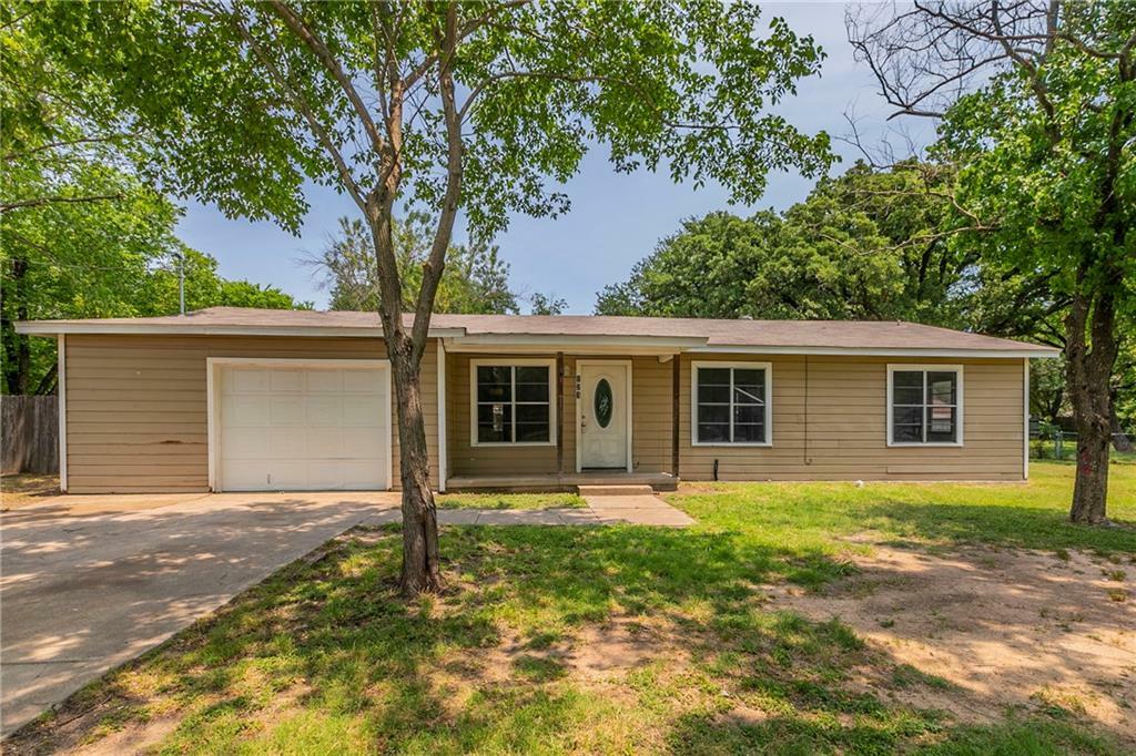 Property Photo:  121 N Oak Street  TX 76705 