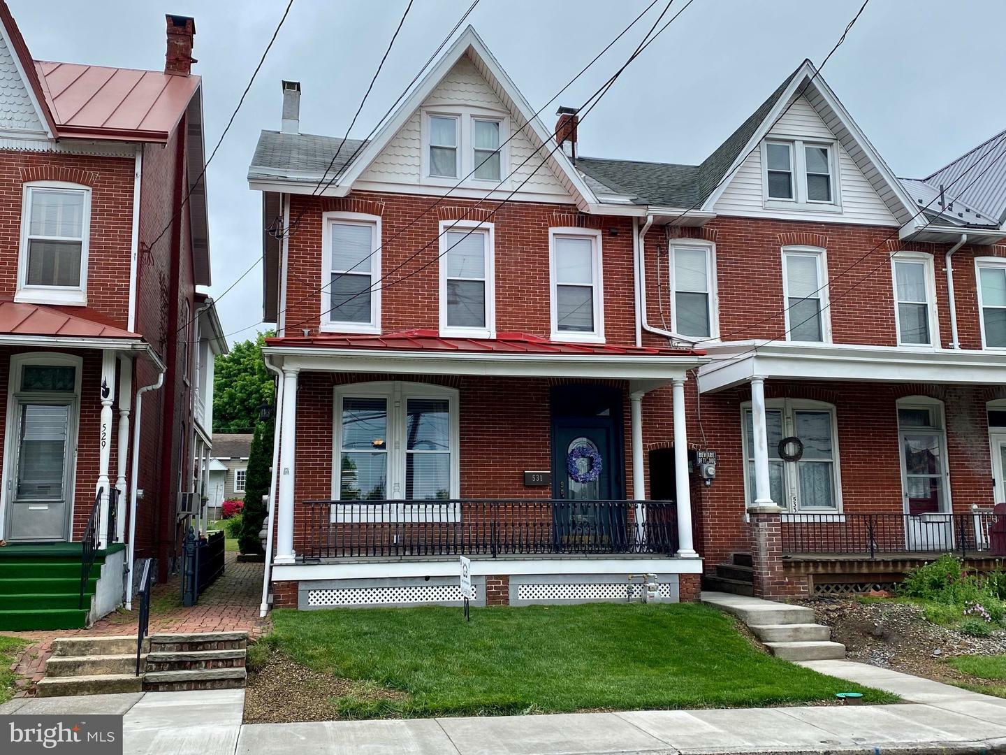 Property Photo: 531 Franklin Street PA 19526