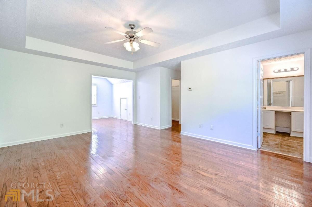 Property Photo: 1100 Tributary Way GA 30019