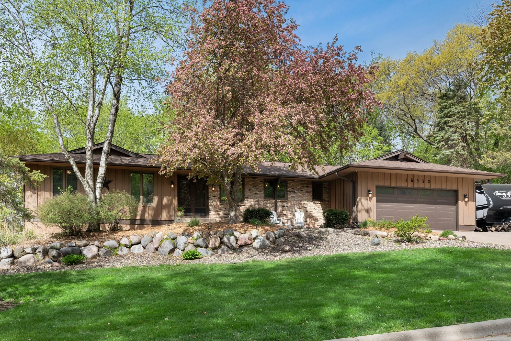 Property Photo: 15340 Highland Place MN 55345