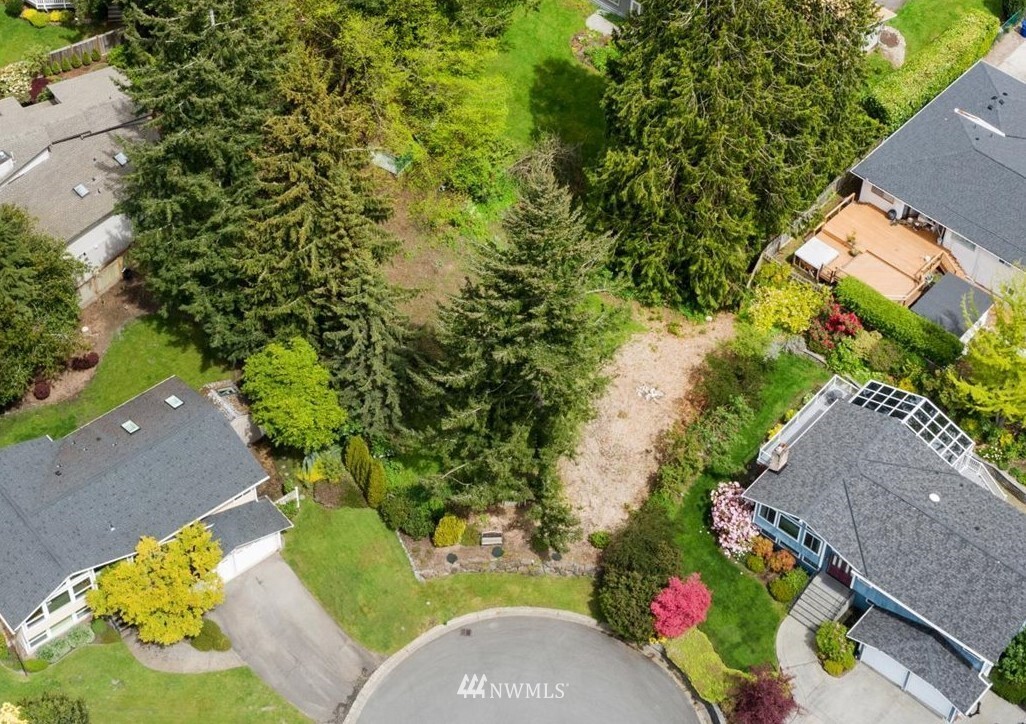 Property Photo: 20030 Tdb 103rd Court NE WA 98011