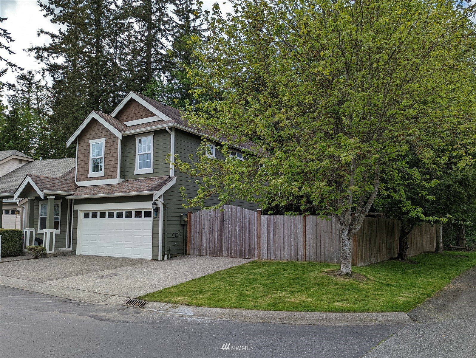 Property Photo:  8233 23rd Place NE  WA 98258 