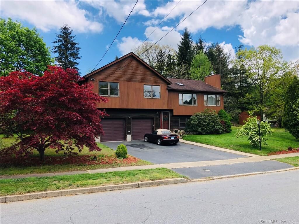 Property Photo:  9 City Brook Road  CT 06770 