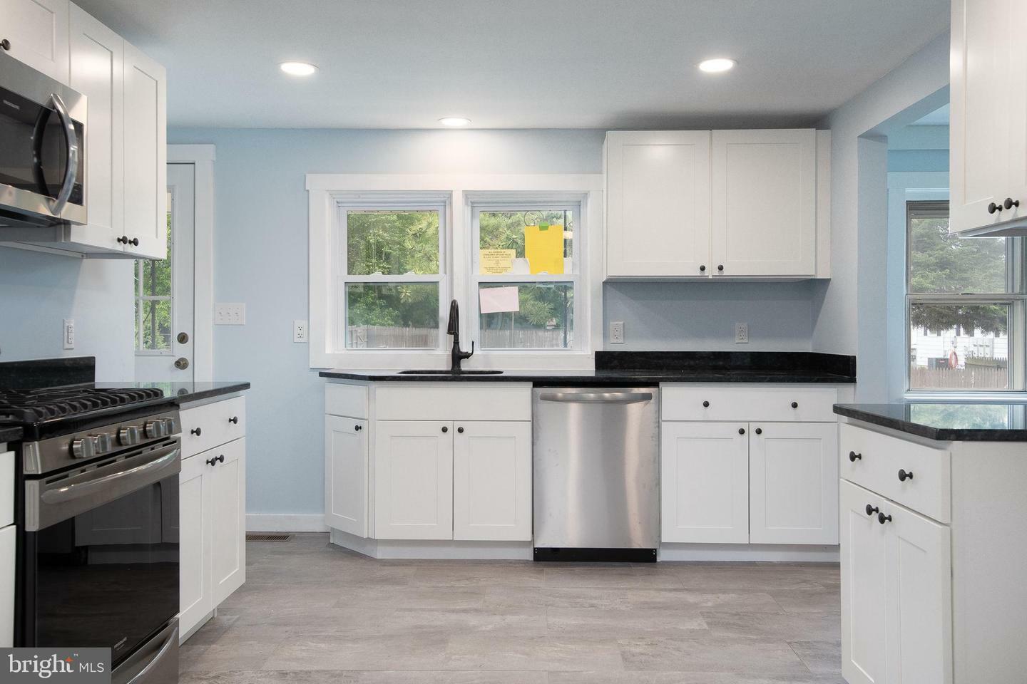 Property Photo: 121 E Linden Street NJ 08312