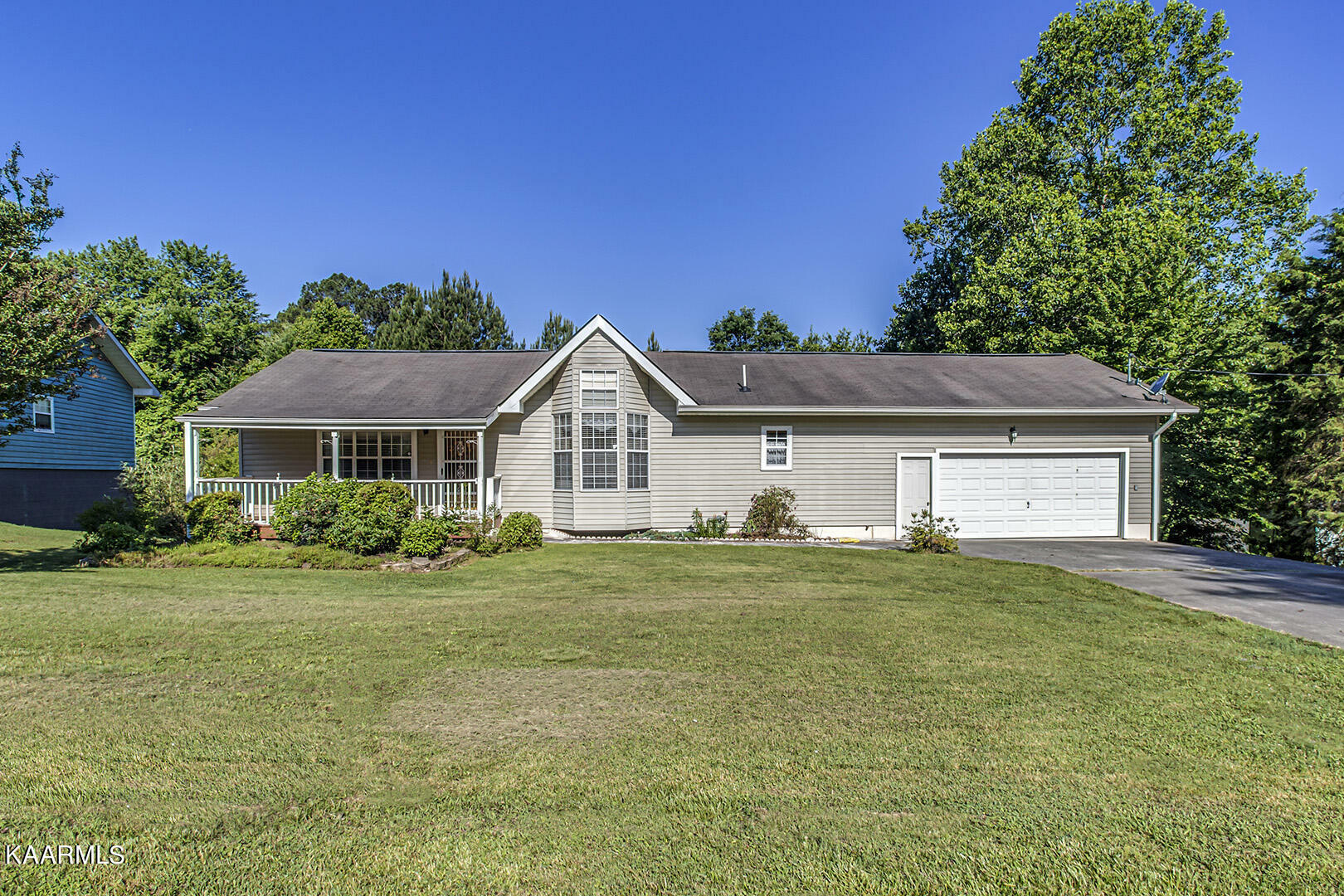 Property Photo: 142 Oak Drive TN 37763