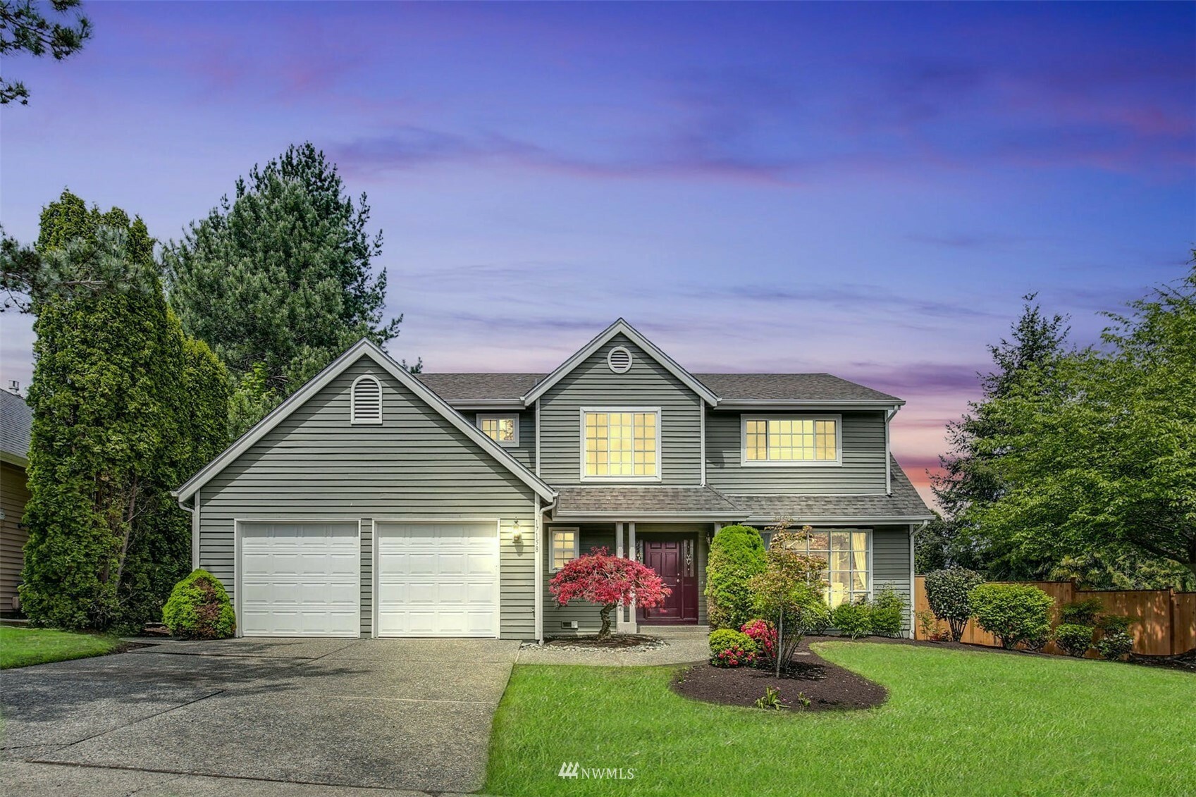 Property Photo: 17158 NE 37th WA 98008