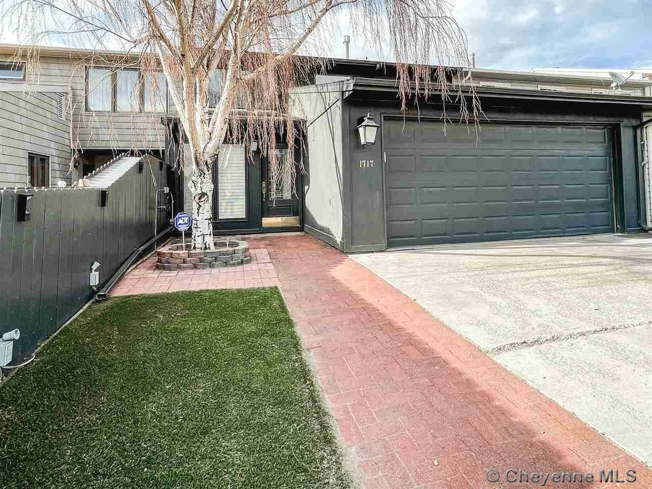 Property Photo:  1717 Palmer Dr  WY 82070 