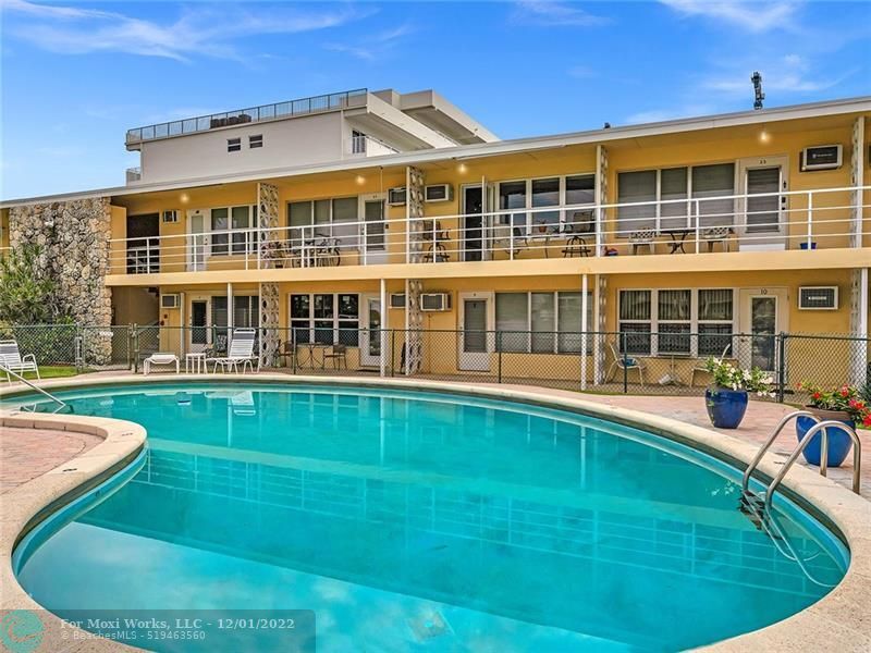 Property Photo:  1110 N Riverside Dr 22  FL 33062 