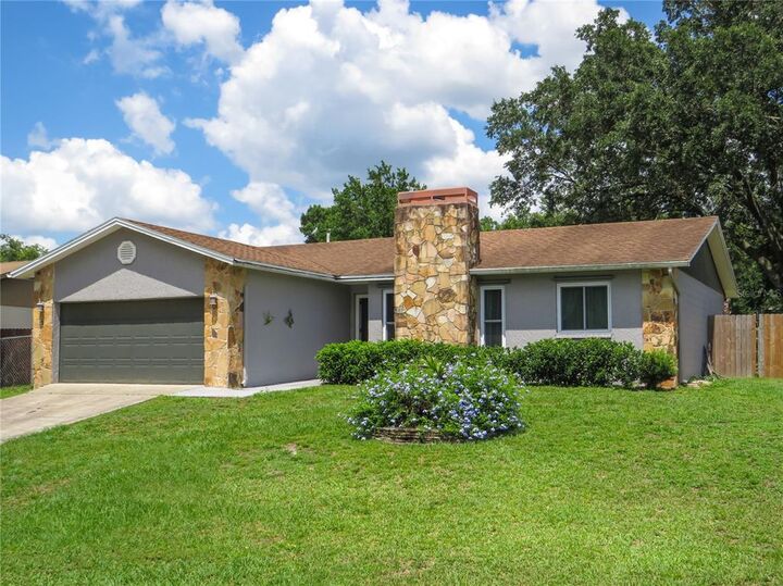 7501 Willow Wisp Drive E  Lakeland FL 33810 photo
