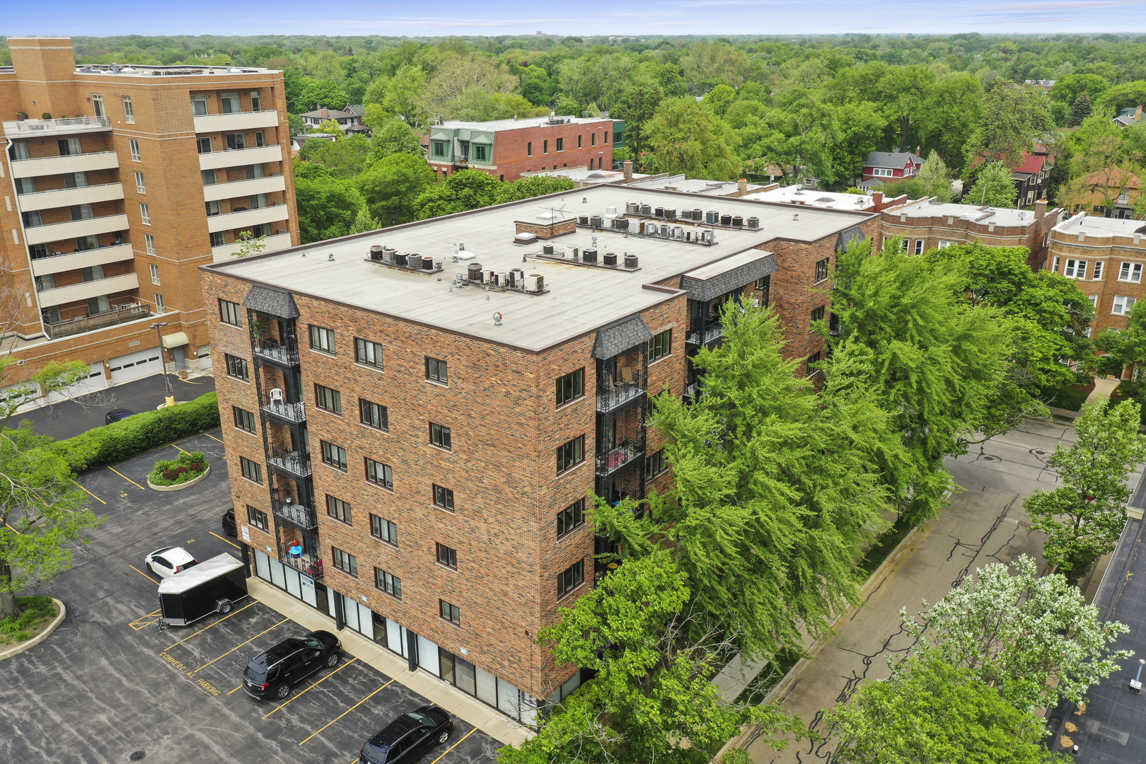 Property Photo: 434 Clinton Place 303 IL 60305