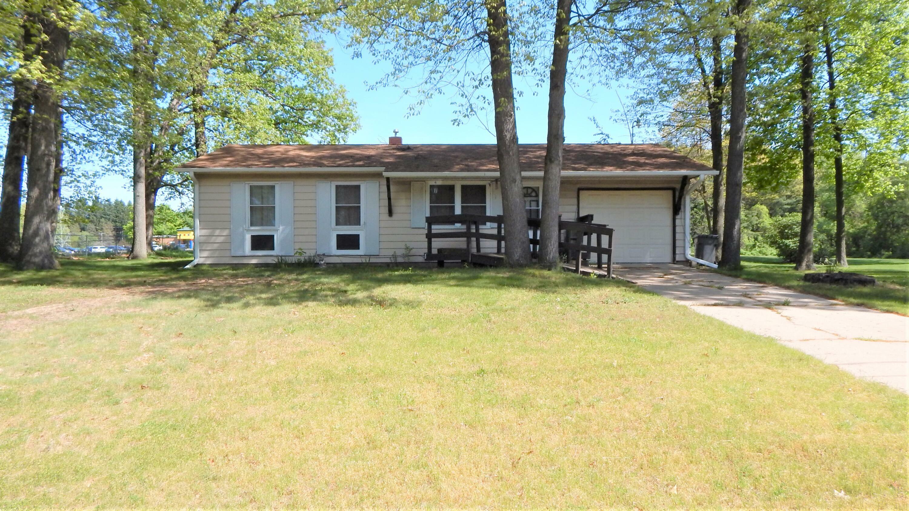 Property Photo:  329 Viking Drive  MI 49017 