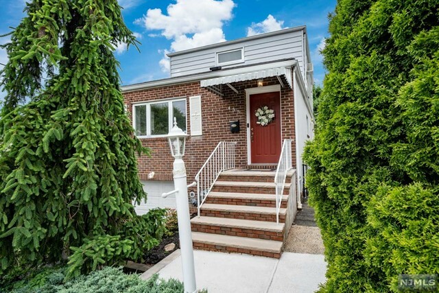 Property Photo:  455 Morningside Avenue  NJ 07022 