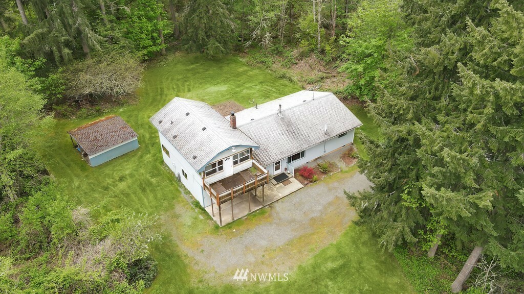 Property Photo: 12920 206th Street E WA 98338