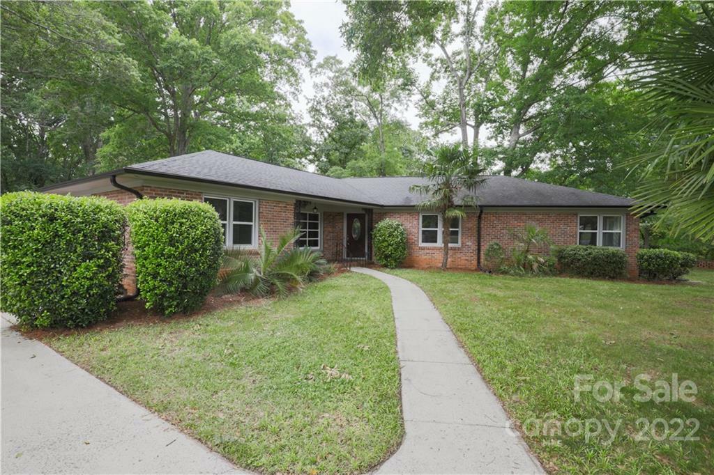 Property Photo:  215 Bailey Avenue  SC 29732 