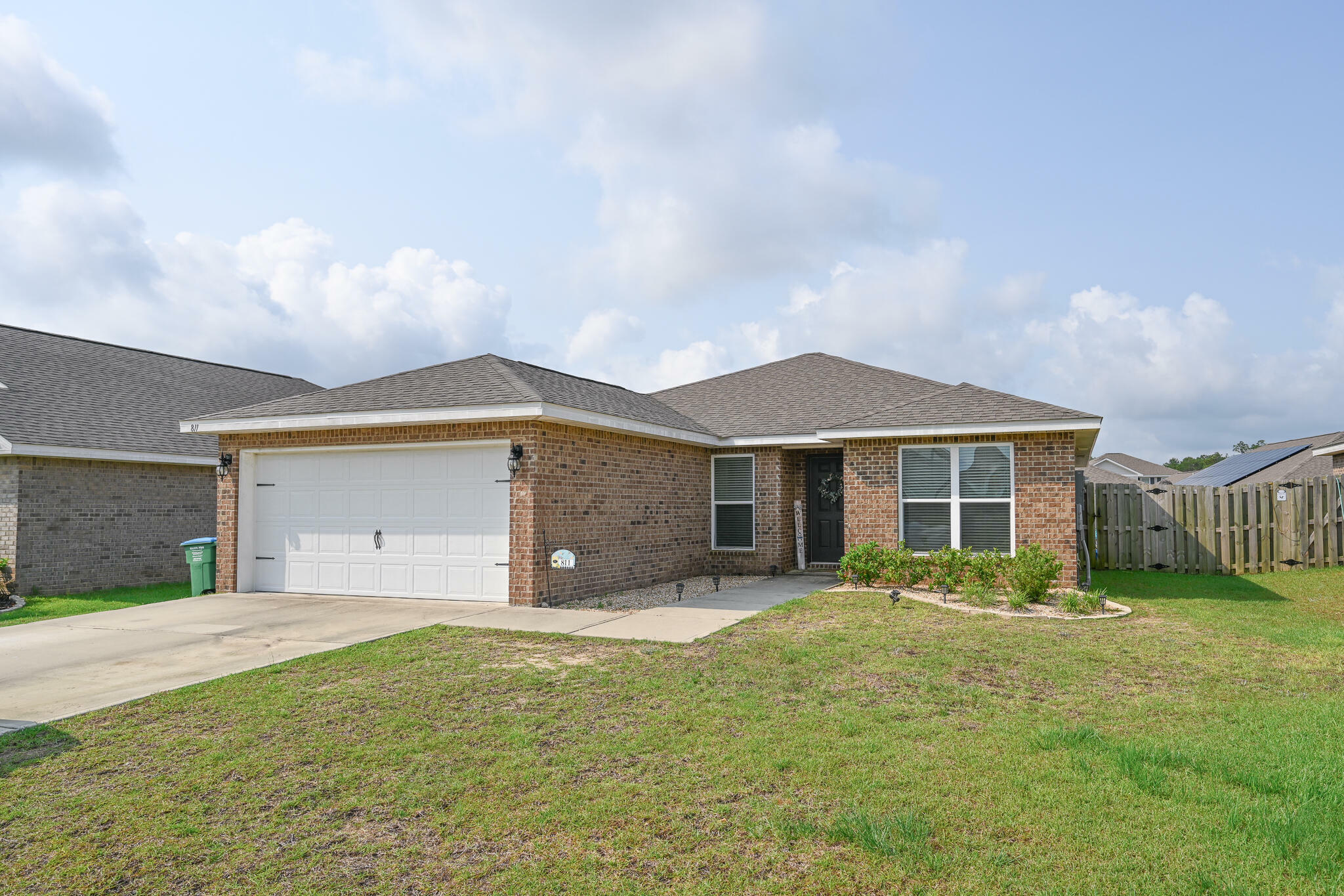 Property Photo:  811 Moorhen Way  FL 32539 