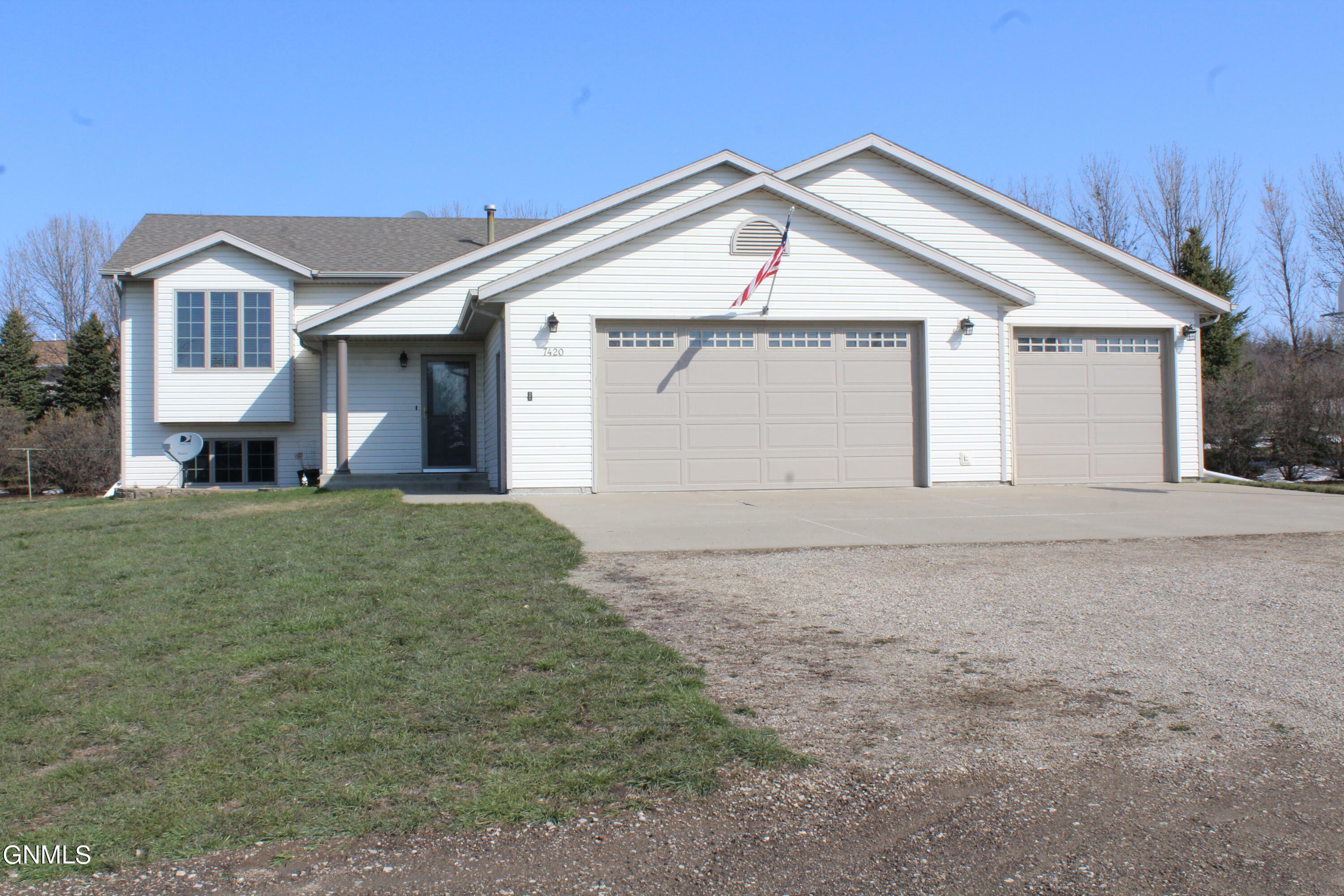 Property Photo:  7420 Sentinel Street  ND 58504 