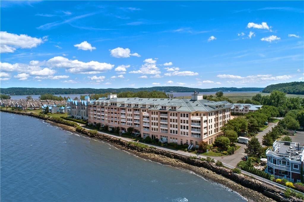 Property Photo: 209 Harbor Cove NY 10968