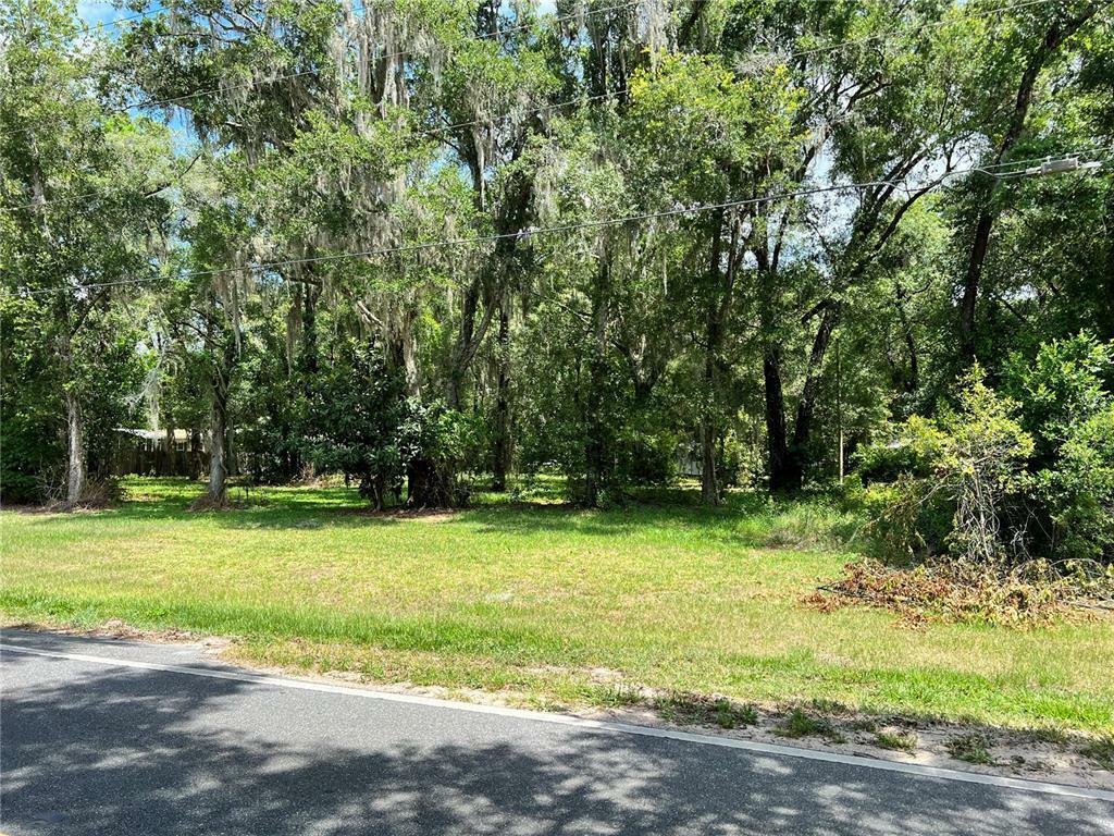 Property Photo:  40813 Melrose Avenue  FL 33540 