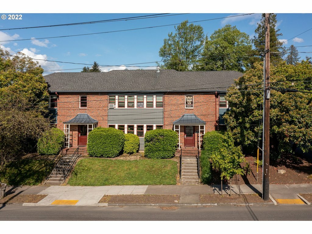 Property Photo: 280 NE 60th Ave 24 OR 97213