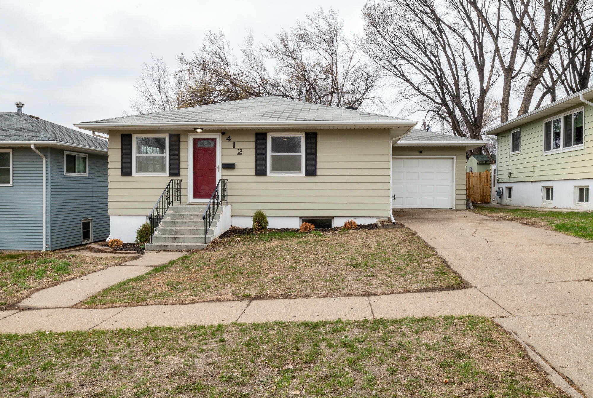 Property Photo:  412 23rd Street  ND 58501 